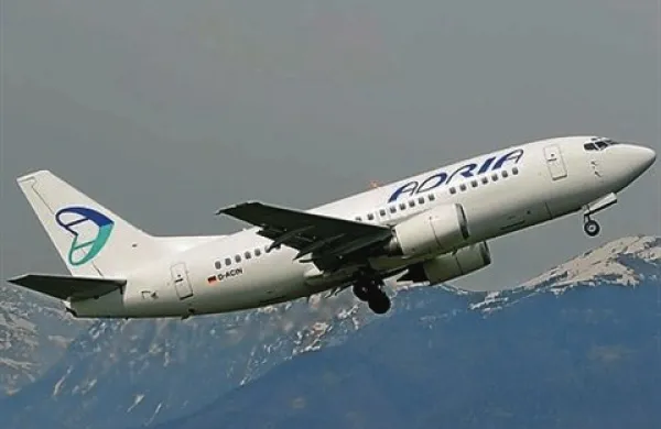 Uprava Adrie Airways je pred letom 2011 z netransparentnim in arbitrarnim podeljevanjem poceni kart kršila dolžno ravnanje skrbnega in vestnega gospodarstvenika, ugotavlja KPK in nima razloga ne verjeti, da številni niso vedeli, da Adria Airways karte