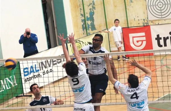 Najučinkovitejši mož Salonita je bil tokrat Brazilec Israel Dos Santos s kar 28 točkami