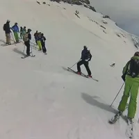  Priprave za spust po progi Prevala proti italijanski meji 