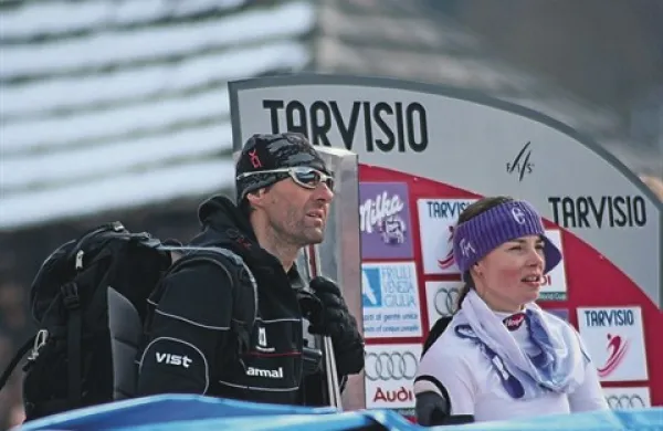 Tina Maze, edina Slovenka in branilka skupne zmage, je na 16. mestu (+1,33) ostala brez točk