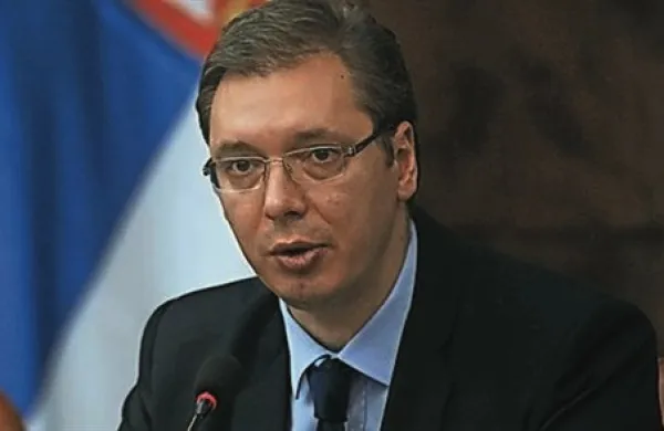 Obeta se zmaga Srbske napredne stranke (SNS) podpredsednika vlade Aleksandra Vučića