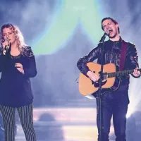 Primorske barve sta zastopala Anika Horvat in Rudi Bučar