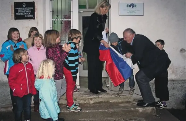    V poslopje s šolo v Ledinah bodo hodili še predšolski otroci  