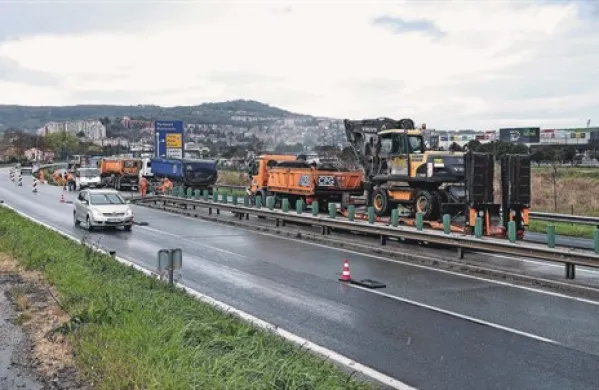 Nekaj tednov po polžje v službo