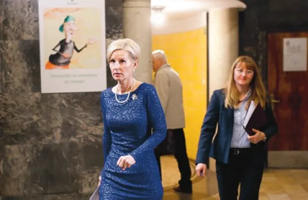 Alenka Trop Skaza priznava, da je stopila v prevelike čevlje 