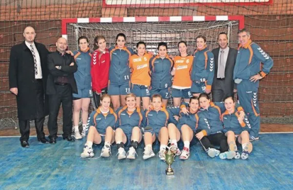 Koprske rokometa&scaron;ice druge na turnirju v Brodu