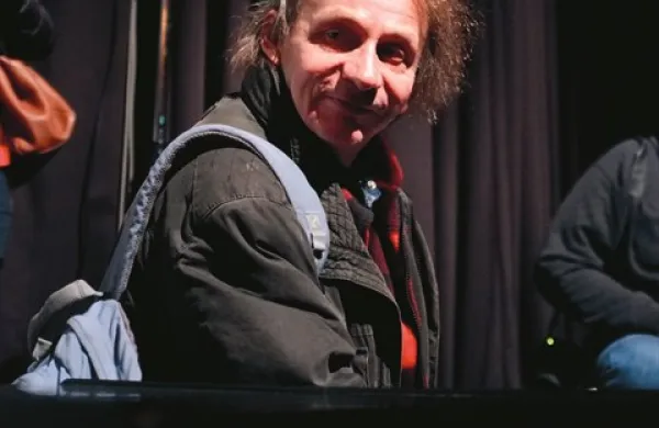Michel Houellebecq med podpisovanjem knjig
