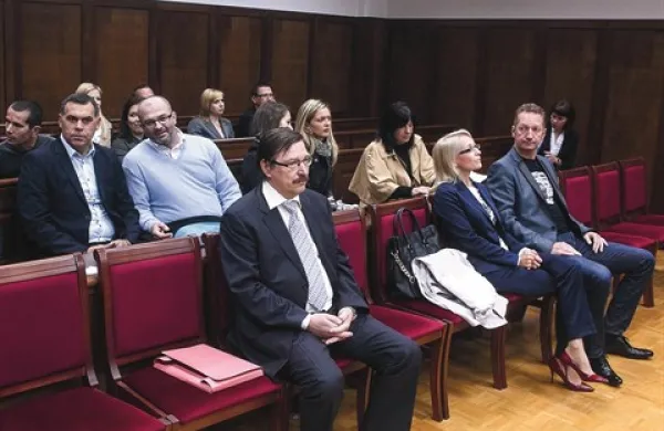 Včeraj sta bila na sojenju le cenilec Rajko Srednik in Sabina Mozetič, Boris Popovič pa se je opravičil zaradi neodložljivih obveznosti