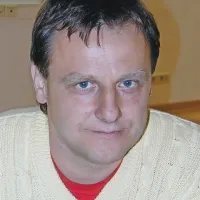 Valter Mlekuž:  “V teh časih je zadolževanje zelo problematično.  Seveda smo za urejene ceste, toda ne na tak način. Zadolževati se je smiselno za projekte, ki prinašajo dodano vrednost.”