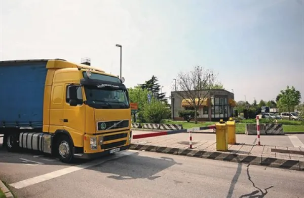 Tovornjakarji, ki parkirajo v Vrtojbi, bodo imeli boljše razmere za oddih in počitek 