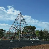 Izola bogatej&scaron;a za rekreacijski park