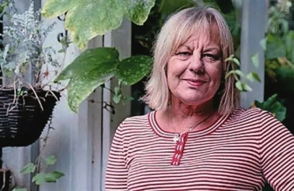 Po krajši bolezni je v četrtek umrla britanska pisateljica Sue Townsend, avtorica uspešnic o Jadranu Krtu. Stara je bila 68 let.
