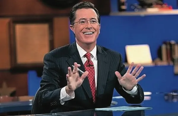 Stephen Colbert se od leta 2006 naprej pretvarja, da je bolj konservativen od vseh voditeljev televizije Fox