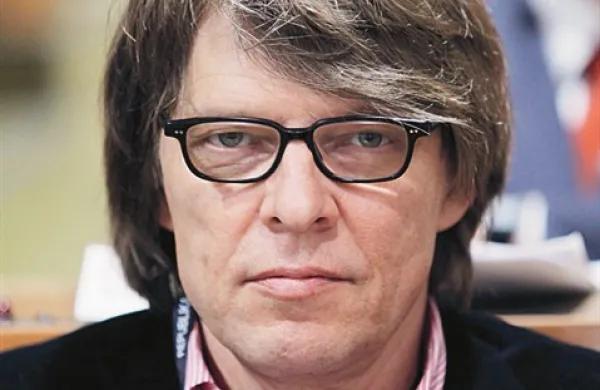 Igor Pribac: “Če bodo šle stranke na volitve s tako sestavljenimi listami, kot se kaže sedaj, napovedujem debakel levosredinskih strank in veliko zmago desnosredinskega pola.” 