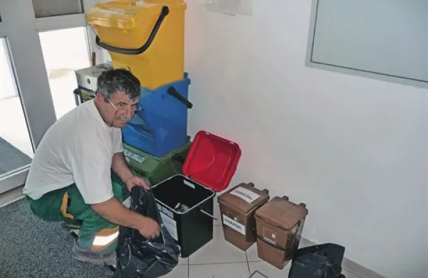 V Komunali pravijo, da  bodo  upoštevali pridobljene informacije. Jeseni načrtujejo  akcijo Očistimo Izolo.   