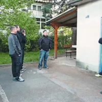 Policisti so zjutraj prišli na delo v Šempeter, ker drugam pravzaprav niso mogli. Od danes bodo prihajali v Novo Gorico, a uradnih “papirjev” o tem še nimajo ... 