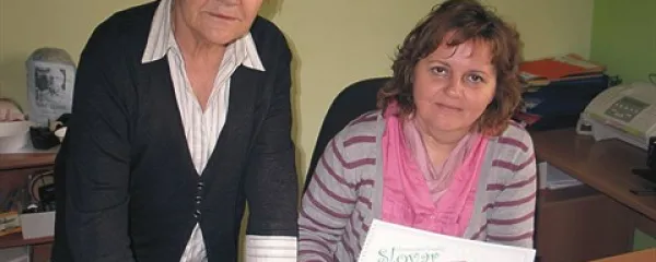 Predsednica SKD Istra Klaudija Velimirovć (levo)   in  tajnica društva Jasmina Ilić Draković, tandem, ki uspešno vodi  razvejano društveno dejavnost