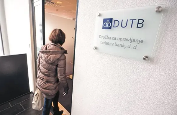 Na seznamu Družbe za upravljanje terjatev bank je 420 dolžnikov, do katerih sta imeli NLB in NKBM  skupaj za  3,25 milijarde evrov terjatev