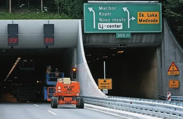 Na ljubljanskem okrožnem sodišču je bila pravnomočno uvedena preiskava šesterice zaradi nepravilnosti pri gradnji šentviškega predora