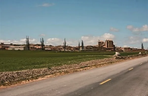 Prebivalci mesteca, ki leži blizu mesta Burgos na severu Španije, bodo na glasovanju odločali med dvema imenoma, in sicer Mota Judios ali Mota de Judios, kar oboje pomeni Judovski nasip