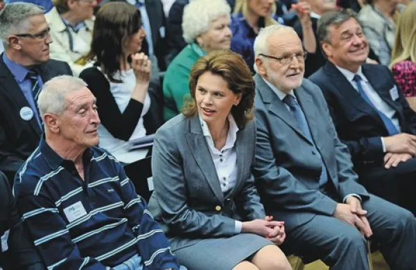 Dan po porazu se Bratu&scaron;kova &scaron;e ni oglasila