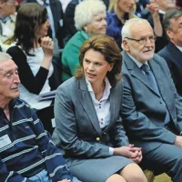Na vrhu PS ni prostora za dva