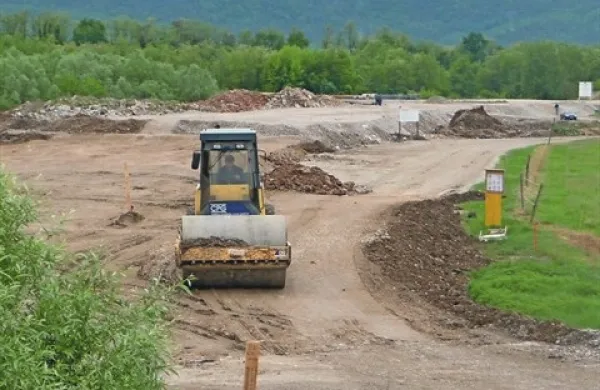 Ob CČN   med Vrtojbo in Mirnom mora  biti vse zgrajeno do sredine prihodnjega leta