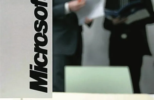 Ameriški tehnološki velikan Microsoft opozarja na varnostno luknjo v Internet Explorerju