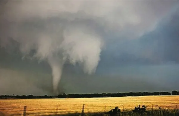 Tornadi divjajo po ZDA