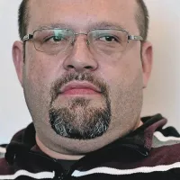Matevž Tomšič: “Dejstvo je, da večini koalicijskih partnerjev predčasne volitve ne dišijo.”