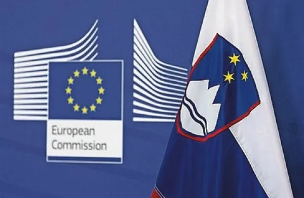 Slovenski bruto domači proizvod (BDP) se je od vstopa v EU leta 2004 do leta 2013 po začasnih podatkih realno povečal za 10,1 odstotka, BDP na prebivalca pa za 6,8 odstotka