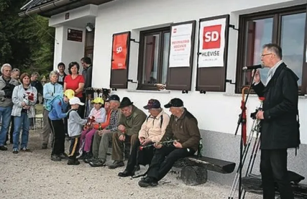   Igor Lukšič se je zavzel za povratek demokracije, prava in dela v Slovenijo