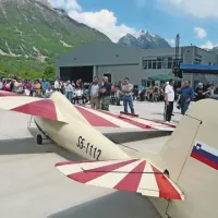 Sodobno letališče ima velik potencial za razvoj z letalstvom povezanega turizma in vse možnosti, da postane evropski vadbeni center za letenje z jadralnimi letali 