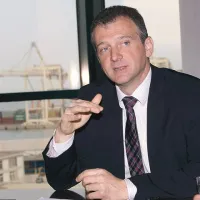 Ernest Gortan bo Luko &scaron;e naprej gledal z okna  pisarne