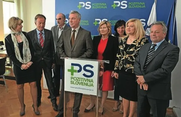 Janković: PS gre naprej