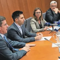 Poslanci, ki so izstopili iz PS, so včeraj ustanovili poslansko skupino nepovezanih, vodi jih  Jani Möderndorfer 