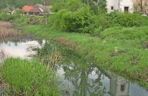 ... ob obilnih padavinah nastane Rakiško jezero