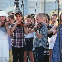 170 godal obudilo Tartinija