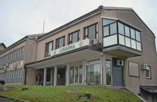 Pivška lekarna, ki je posluje v sklopu javnega zavoda Kraške lekarne Ilirska Bistrica in je bila leta 2008 že obnovljena, bo zdaj ponovno deležna posodobitve in novega prizidka