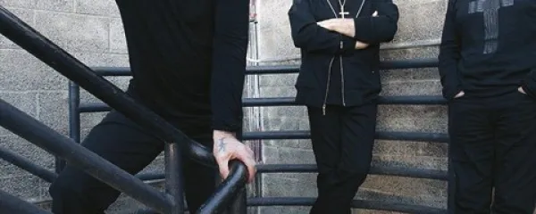 Črna nedelja: poklon Black Sabbath v Figi