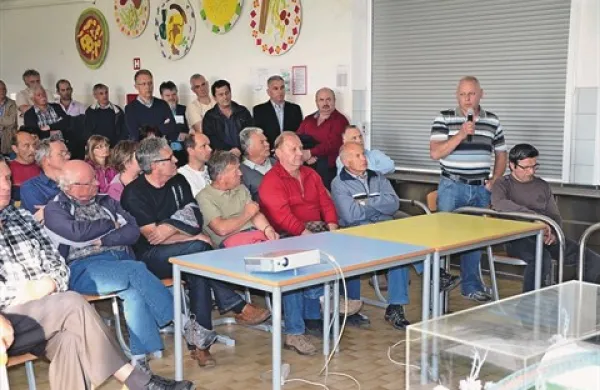 Mirenci so imeli veliko vprašanj o urejanju kanalizacije 