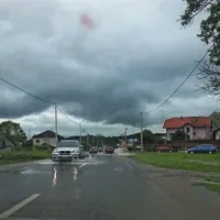 &ldquo;Lahko samo gleda&scaron;, kako voda vse odna&scaron;a&rdquo;