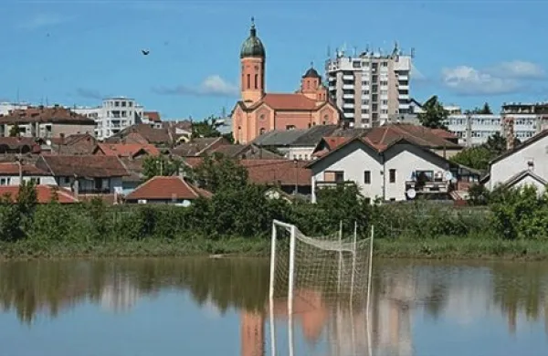 V Slovenskem poslovnem klubu v Srbiji zaenkrat nimajo informacij o kakšni večji škodi, ki bi jo zaradi poplav v zadnjih dneh utrpela slovenska podjetja oziroma njihove izpostave v Srbiji