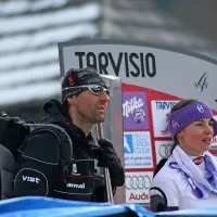Takole sta Andrea Massi in Tina Maze v prvi sezoni delovanja njune samostojne ekipe  pred februarja 2009 čakala na razplet tekme v Trbižu