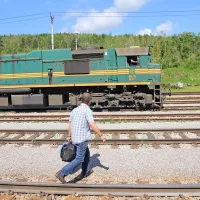 V Pivki se iz električne lokomotive preselimo na 30 let staro dizelko