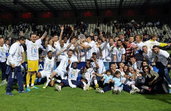 Pokal je v rokah Novogoričanov