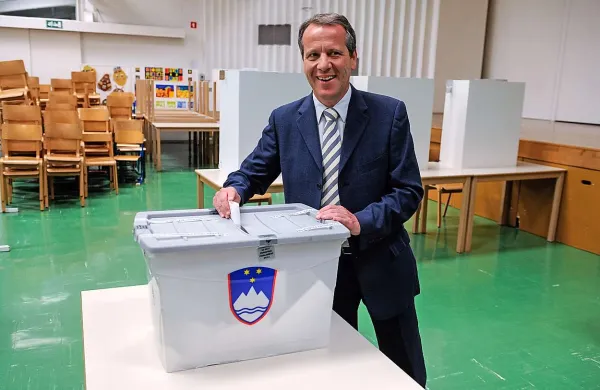 Nosilec liste Verjamem Igor Šoltes je po oddaji svojega glasu na današnjih volitvah v evropski parlament ocenil, da so za te volitve storili vse, kar je bilo potrebno