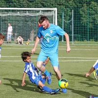 Nekateri reprezentanti so se pomerili tudi z najmlajšimi, ki so igrali popoldne. Eden od bodočih goriških zvezd ni imel kaj dosti spoštovanja do Mateja Mavriča.