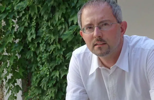 Lenart Škof