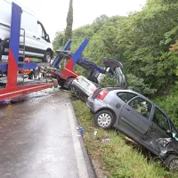Ena oseba se je huje po&scaron;kodovala